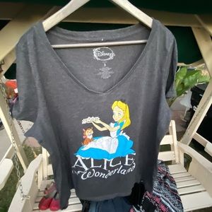 Torrid Grey size 3x Alice in Wonderland tee